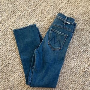 Mother Hustler ankle fray in “Big Sky”